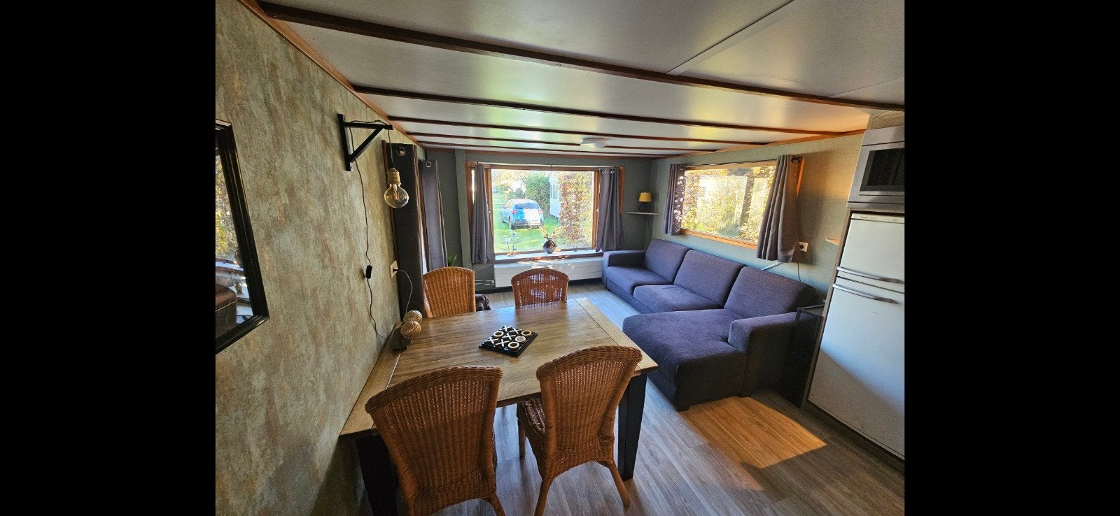 Chalet 6 persoons met 3slaapkamers 1 kinderkamer. Betteld, Tuin