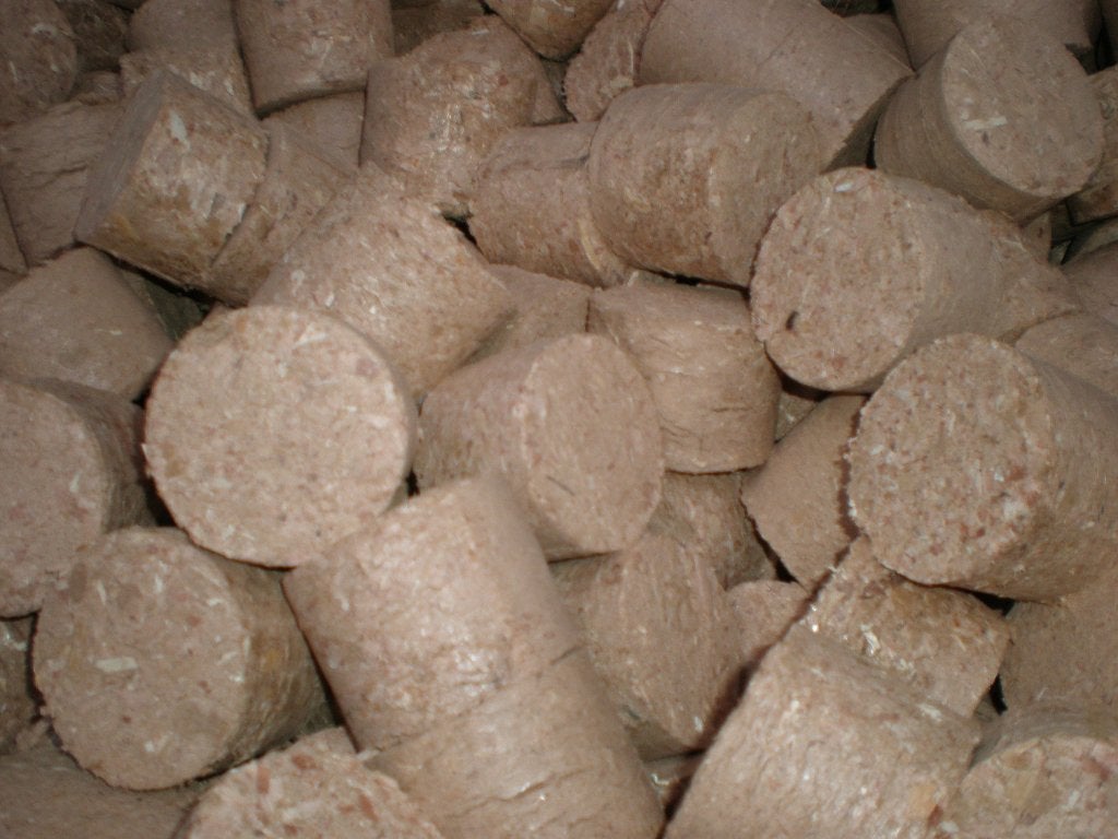 Geperste zaagselbriketten in zak van 40l/20kg, Tuin en Terras, Haardhout, Minder dan 3 m³, Ophalen, Overige houtsoorten, Blokken