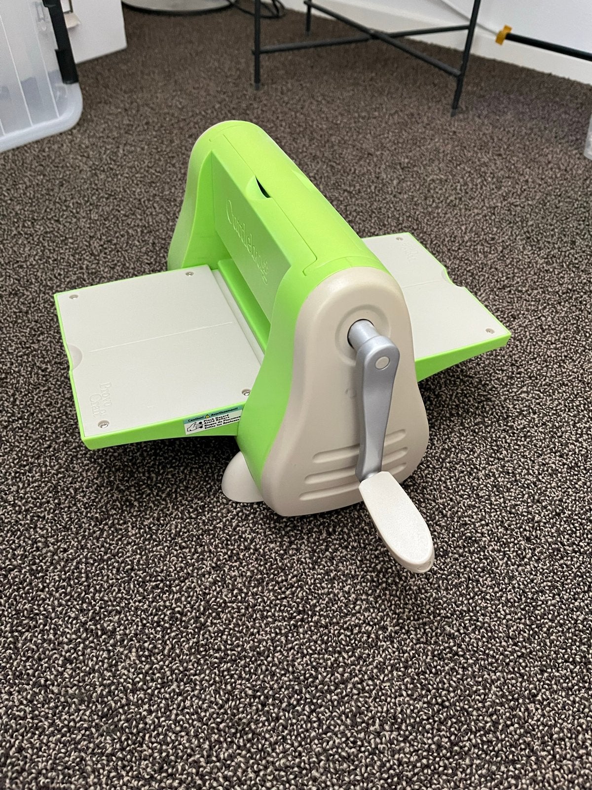 Cuttlebug snij- en embossingmachine, Hobby en Vrije tijd, Geschikt voor snijden, Gebruikt, Groen, Overige thema's
