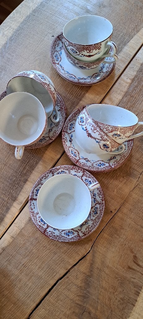 brocante servies 7 kop en 8 schotels, Ophalen, Gebruikt, Overige stijlen, Kop(pen) en/of Schotel(s)