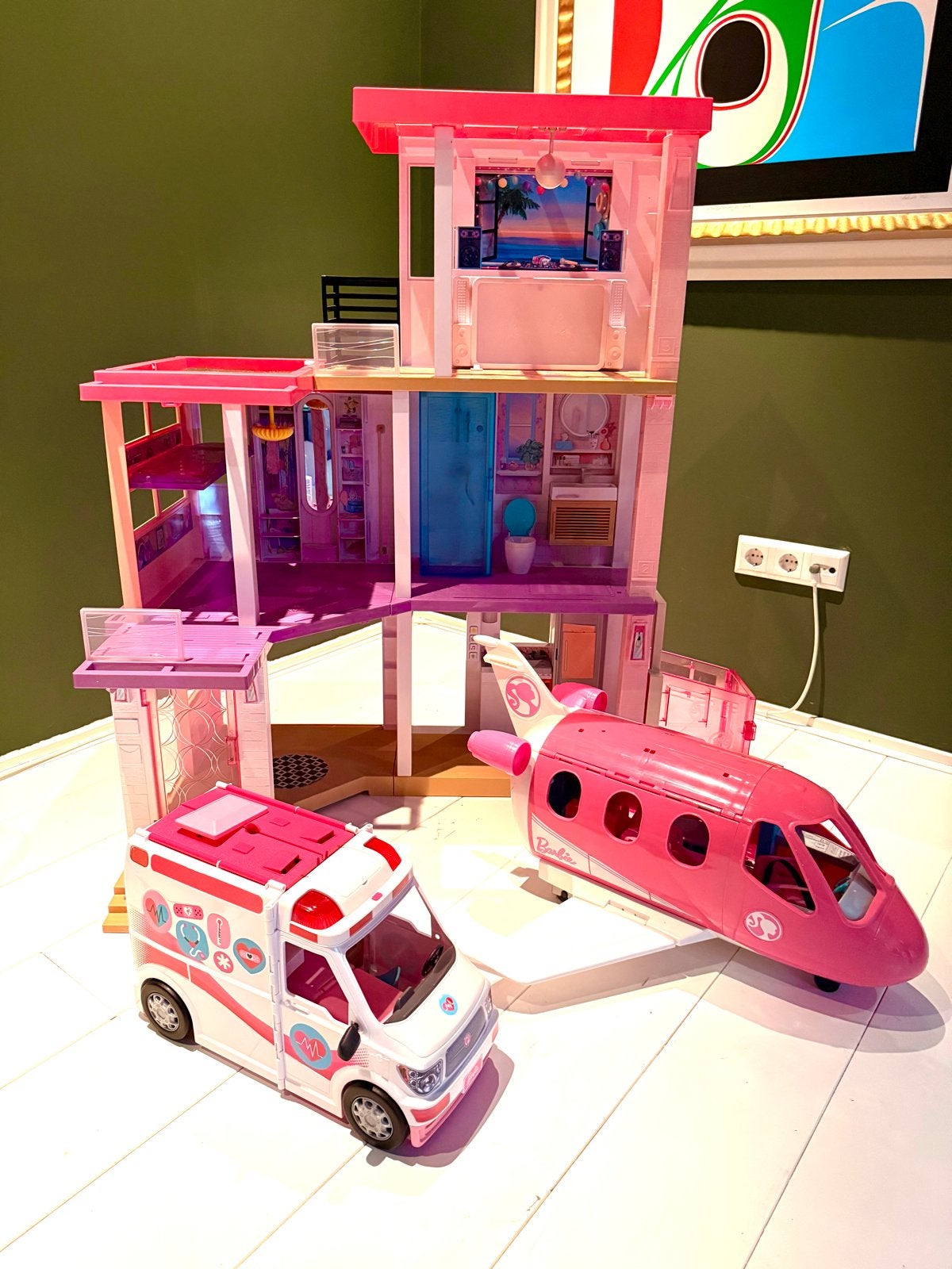 Barbie Droomhuis, Vliegtuig en Ambulance Speelset, Ophalen of Verzenden, Zo goed als nieuw, Barbie