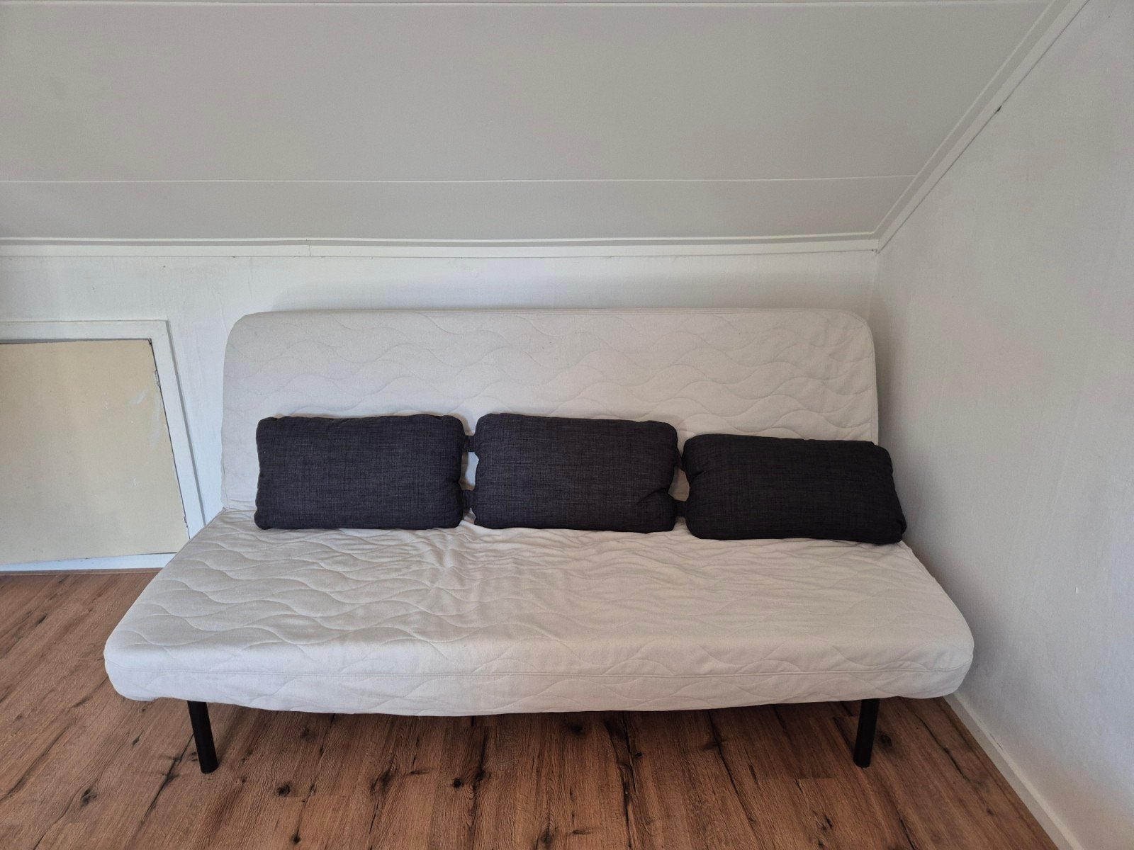 IKEA NYHAMN slaapbank 140x200, Huis en Inrichting, Slaapkamer | Slaapbanken, Ophalen, Zo goed als nieuw, 200 cm, 140 cm