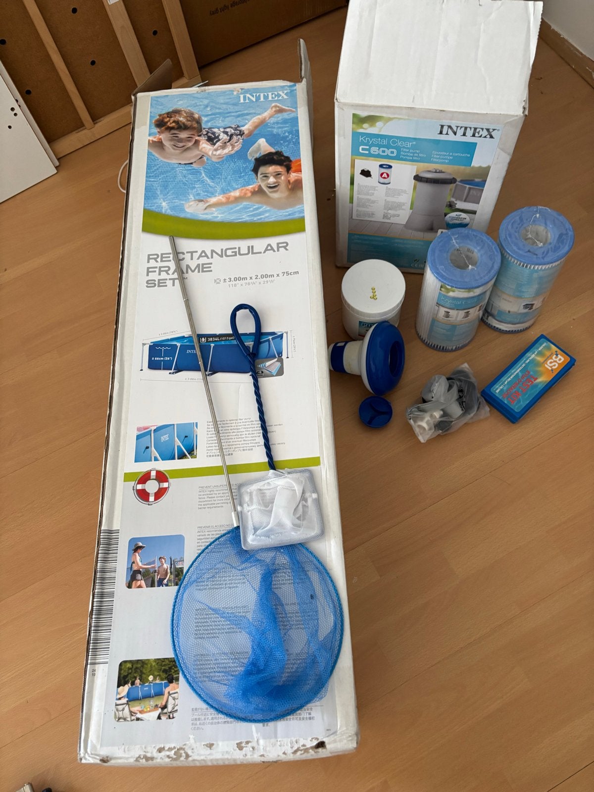 Intex Rectangular Frame Zwembad met Filterpomp en Accessoire, Gebruikt, Ophalen of Verzenden, Opzetzwembad, 200 tot 400 cm