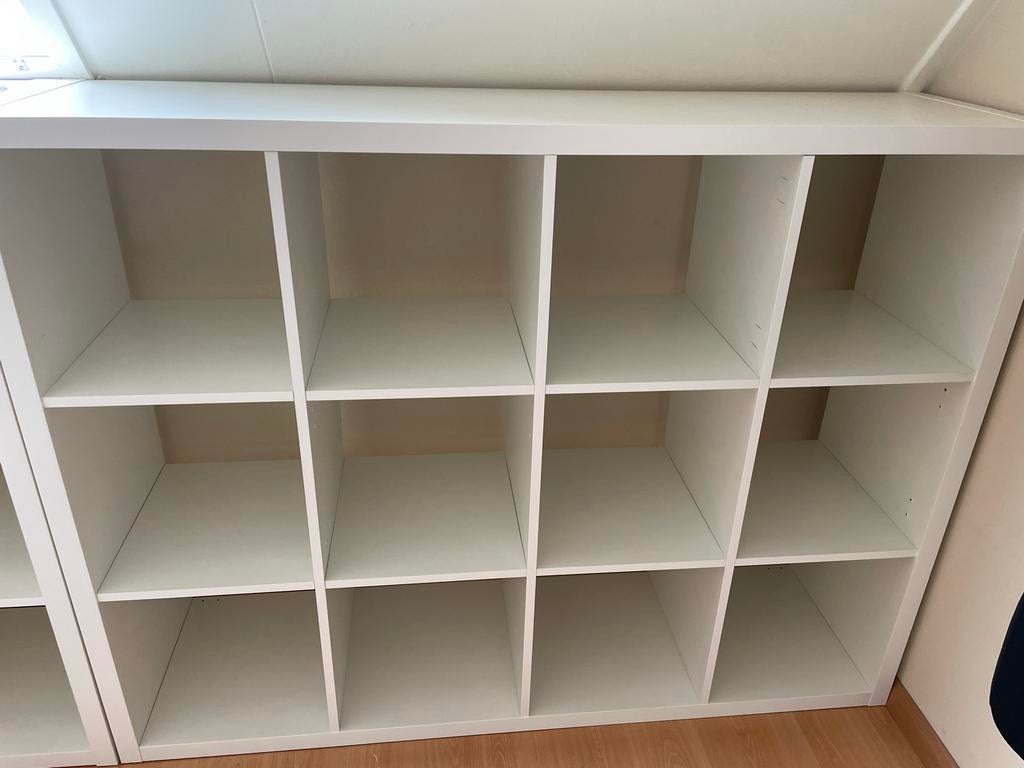 Witte vakkenkast met 12 vakken kallax ikea, Huis en Inrichting, Kasten | Boekenkasten, Ophalen, Met plank(en), Gebruikt, 100 tot 150 cm