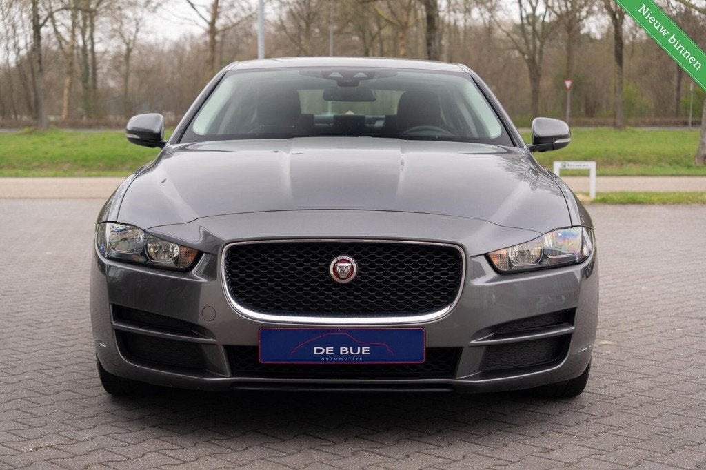 Jaguar XE 2.0 D Automaat|Engine make Noise|Damage|Export|Org, Auto's, Jaguar, Automaat, Gebruikt, Euro 6, 4 cilinders