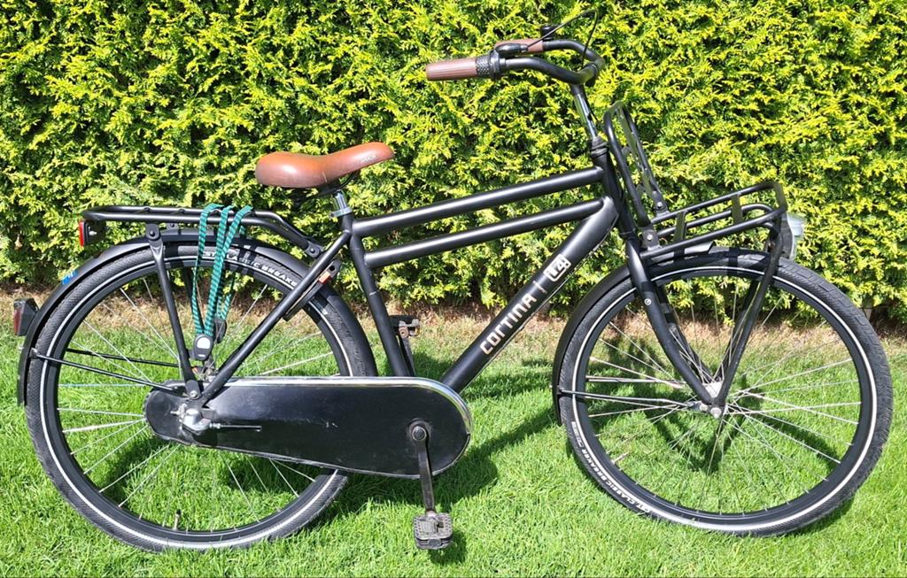 Goed onderhouden 26 inch Cortina U4 jongens transportfiets, Terugtraprem, Gebruikt, Cortina U4 transportfiets, Versnellingen