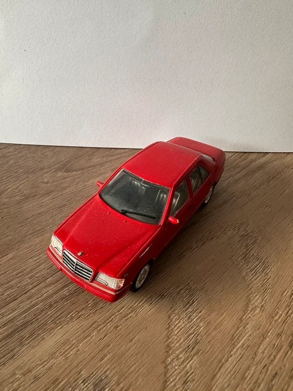 Herpa Mercedes benz E320, Ophalen of Verzenden, Zo goed als nieuw, Auto