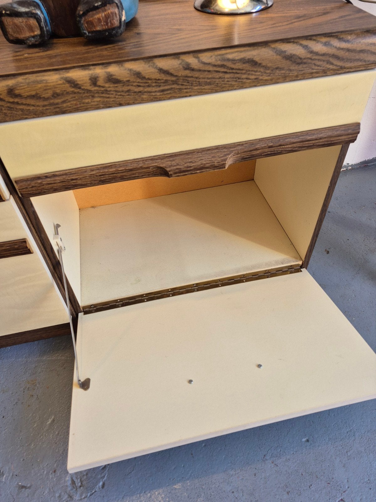Vintage nachtkastjes /dressoir met lades en deuren, Ophalen, Gebruikt, 100 tot 150 cm, Vintage, Retro
