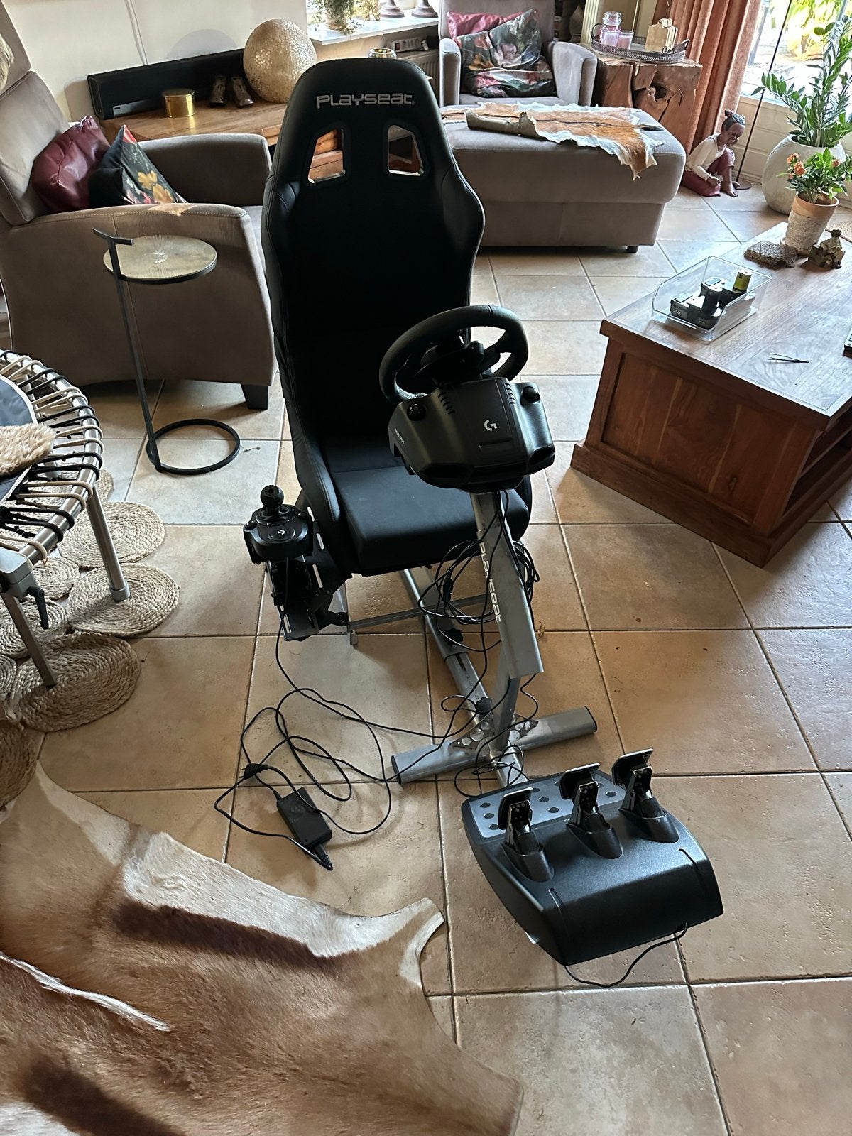 Playseat met Logitech G923 stuur, pedalen en shifter, Ophalen, Racestoel, Gebruikt, Playseat