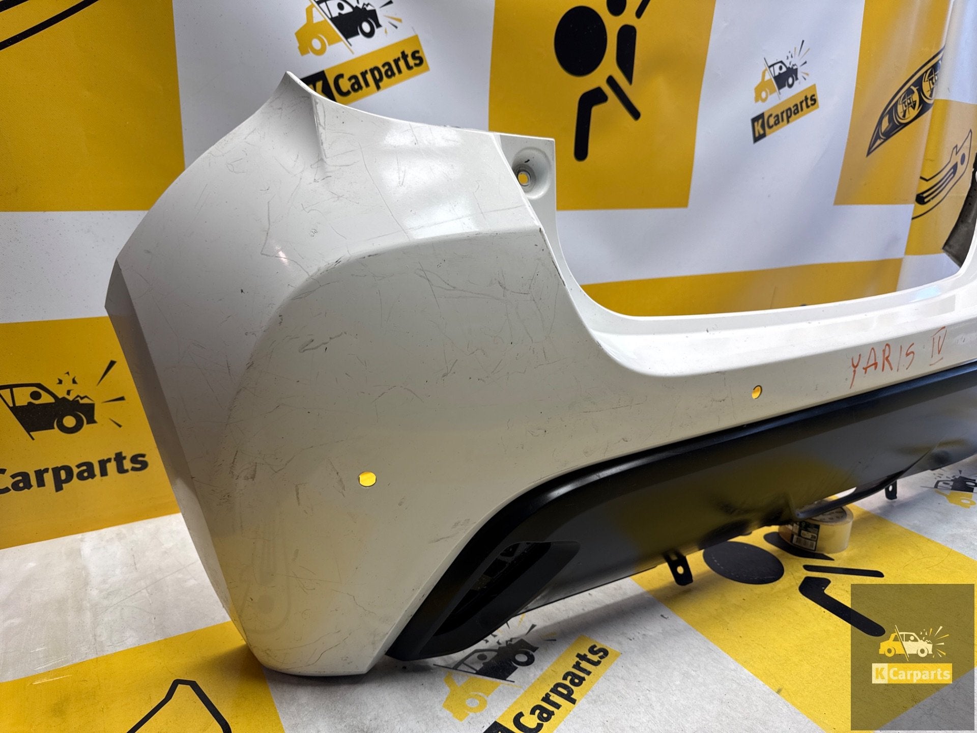 Toyota Yaris Achterbumper(XP130/XP150) 52453k0060 bumper, Info@fabrikant.eu, Fabrikantstraat 1
1000 AA  Amsterdam, NL, Ophalen of Verzenden