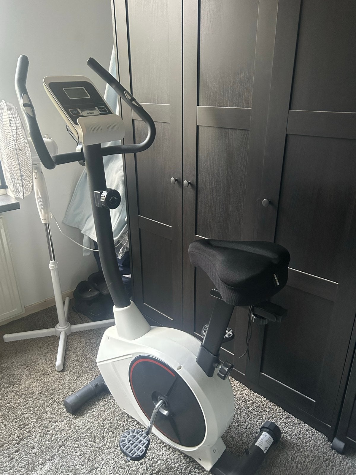 Hometrainer VidaXL - Zo goed als nieuw, Sport en Fitness, Ophalen, Zo goed als nieuw, Metaal, Benen