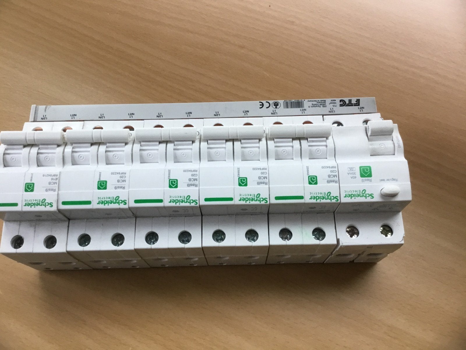 Installatie  automaat, Hobby en Vrije tijd, Elektronica-componenten, Ophalen of Verzenden, Zo goed als nieuw
