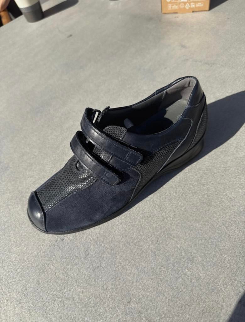 XSensible donkerblauwe dames klittenband schoen maat 39, Ophalen of Verzenden, Zo goed als nieuw