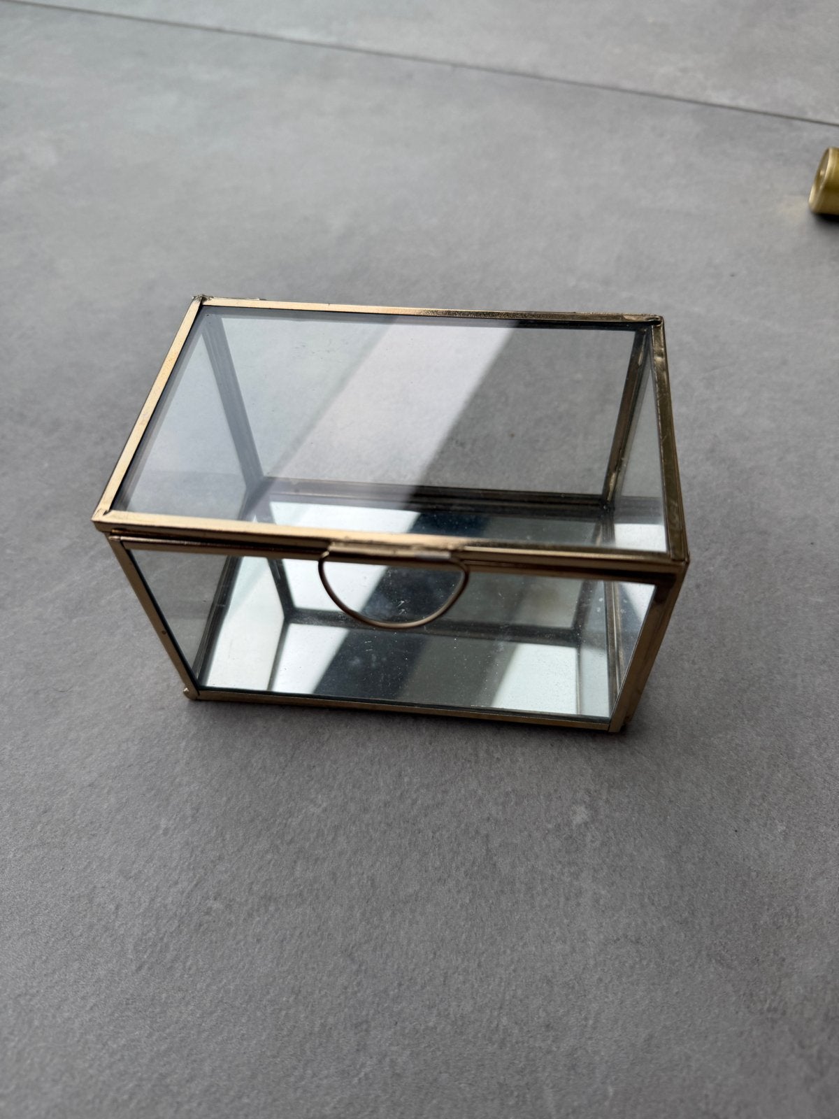 Glazen sieradendoosje met gouden rand, Ophalen, Gebruikt, Goud, Glas
