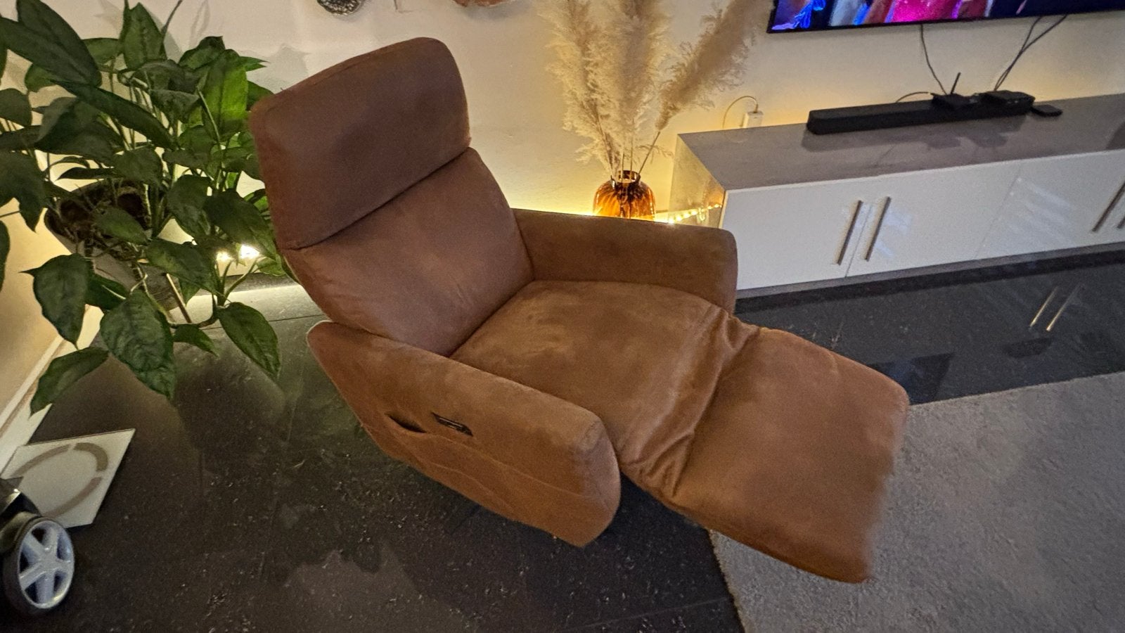 Relax fauteuil cognac microleder, elektr. verstelbaar maat M, Ophalen, Zo goed als nieuw, Stof, 75 tot 100 cm