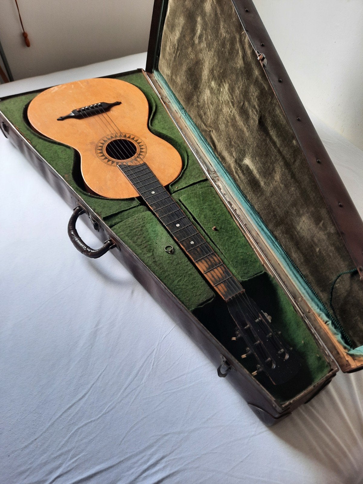 Antieke parlorgitaar ca 1910 met originele koffer, Muziek en Instrumenten, Ophalen of Verzenden, Gebruikt, Klassieke of Spaanse gitaar