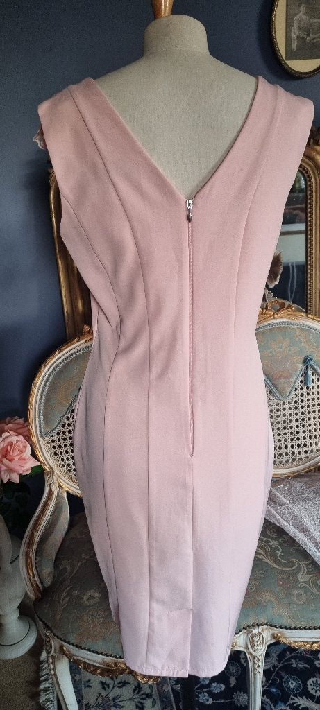 jurk Paperdolls maat 40  pastel rose, Kleding | Dames, Nieuw, Ophalen of Verzenden, Roze, Onder de knie
