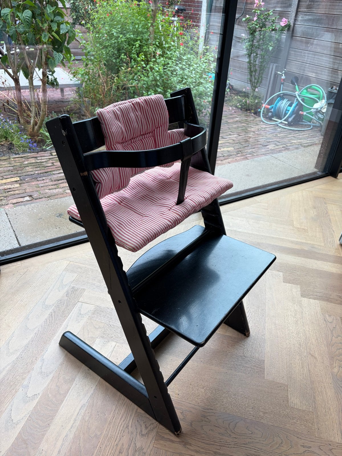 Stokke Tripp Trapp meegroeistoel met kussens, Ophalen, Gebruikt, Meegroeistoel, Aanschuifbaar