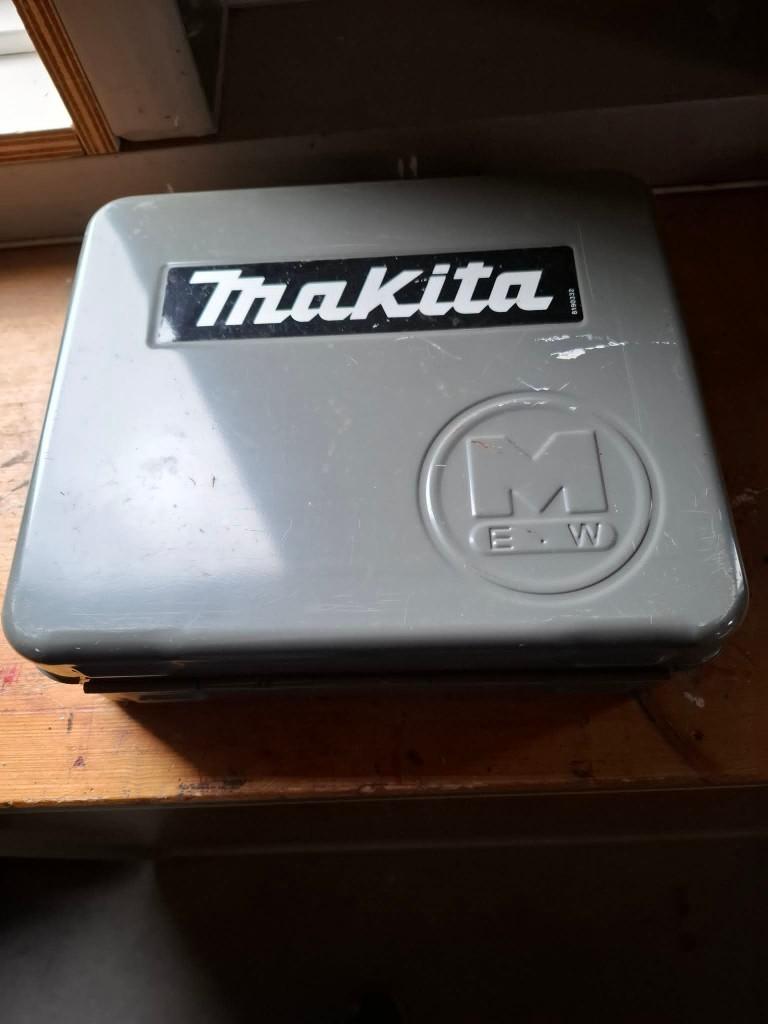 makita, Ophalen of Verzenden, Gebruikt, 400 tot 600 watt, Boormachine