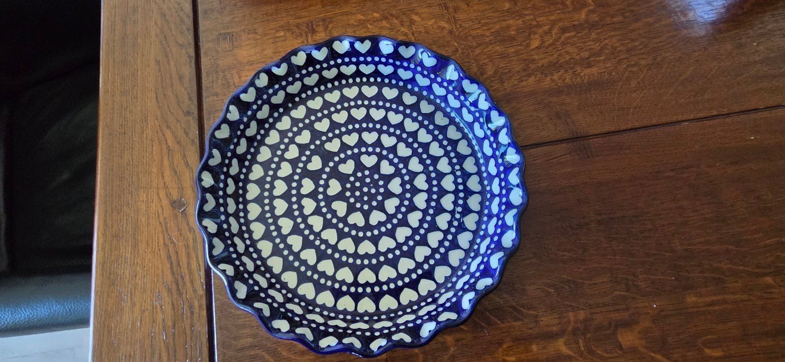 Bunzlau Castle Ovenschaal 25,5 cm - Hartjespatroon, Huis en Inrichting, Ophalen