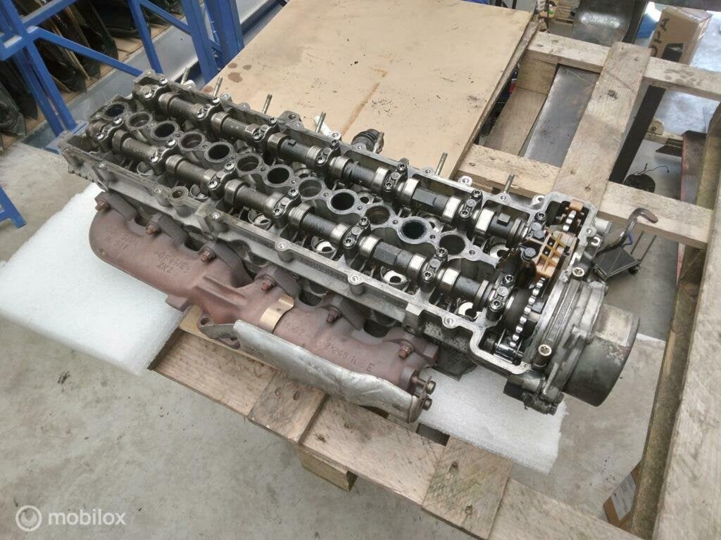 Cilinderkop Range Rover 2.9 3.0 BMW Td6 Vogue L322 Kop, Auto-onderdelen, Land Rover, Ophalen of Verzenden, Gebruikt, Land Rover