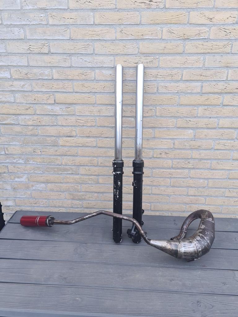 Derbi voorvork en uitlaat - keerring lek, Ophalen of Verzenden, Gebruikt, Overige typen, Derbi