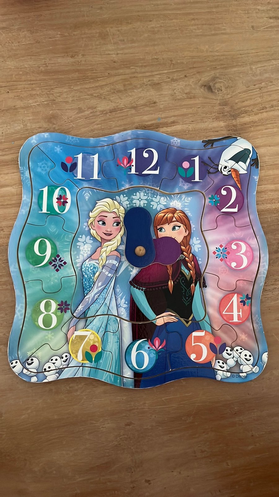 Puzzel Frozen - Klok, Ophalen, 10 tot 50 stukjes, Zo goed als nieuw, Van hout