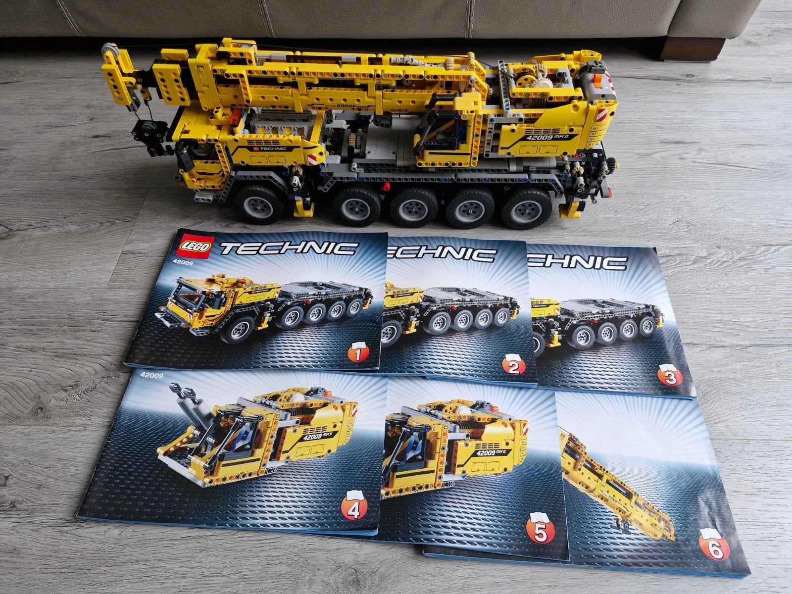 LEGO Technic Kraanwagen 42009 met handleidingen, Ophalen of Verzenden, Zo goed als nieuw, Overige merken