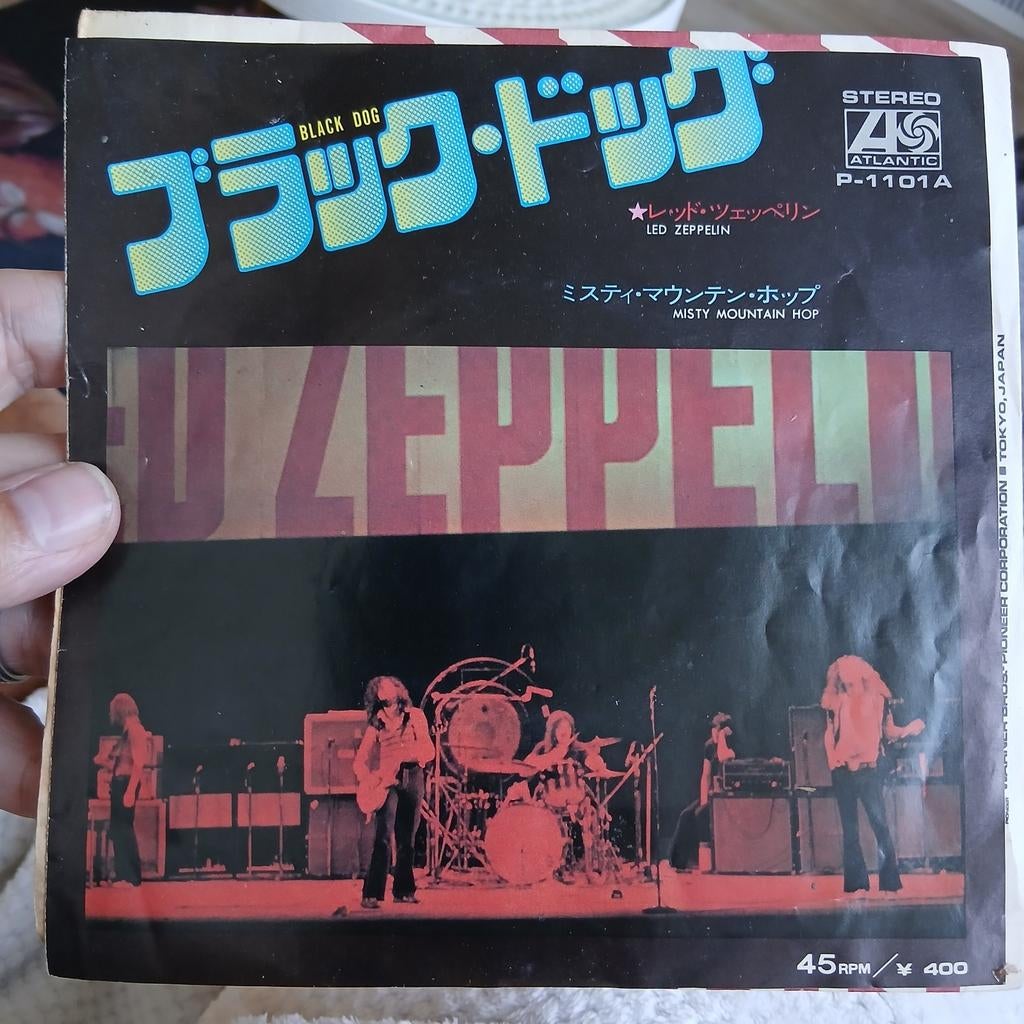 Led Zeppelin - Black Dog / Misty Mountain Hop Japan Single, Cd's en Dvd's, 7 inch, Single, Ophalen of Verzenden, Rock en Metal