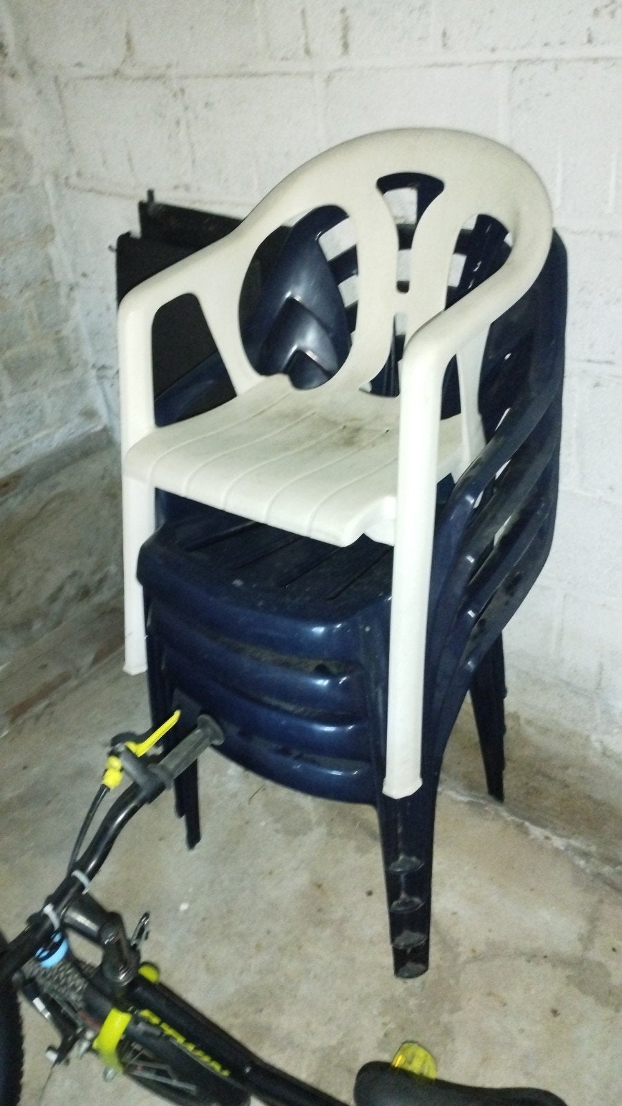 5 tuinstoelen, Ophalen of Verzenden, Kunststof