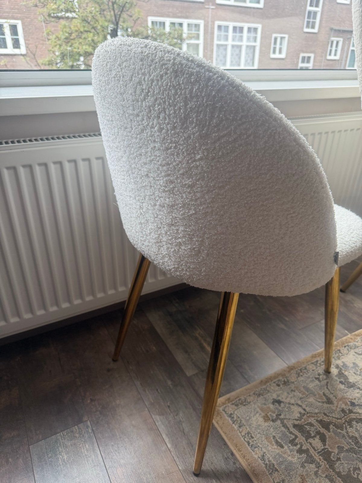 Crèmekleurige Bouclé Stoel met Gouden Poten, Huis en Inrichting, Stoelen, Wit, Ophalen of Verzenden, Zo goed als nieuw, Eén