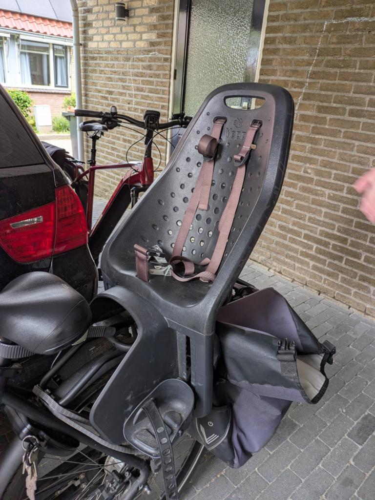 Yepp kinderzitje, Fietsen en Brommers, Fietsaccessoires | Fietsstoeltjes, Ophalen of Verzenden, Gebruikt