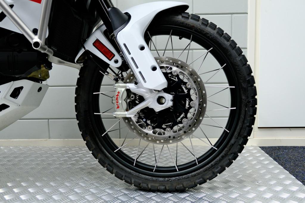 Ducati DESERTX ALL-ROAD (bj 2022), Traction Control, Info@ducatie.fr, Bedrijf, Meer dan 35 kW
