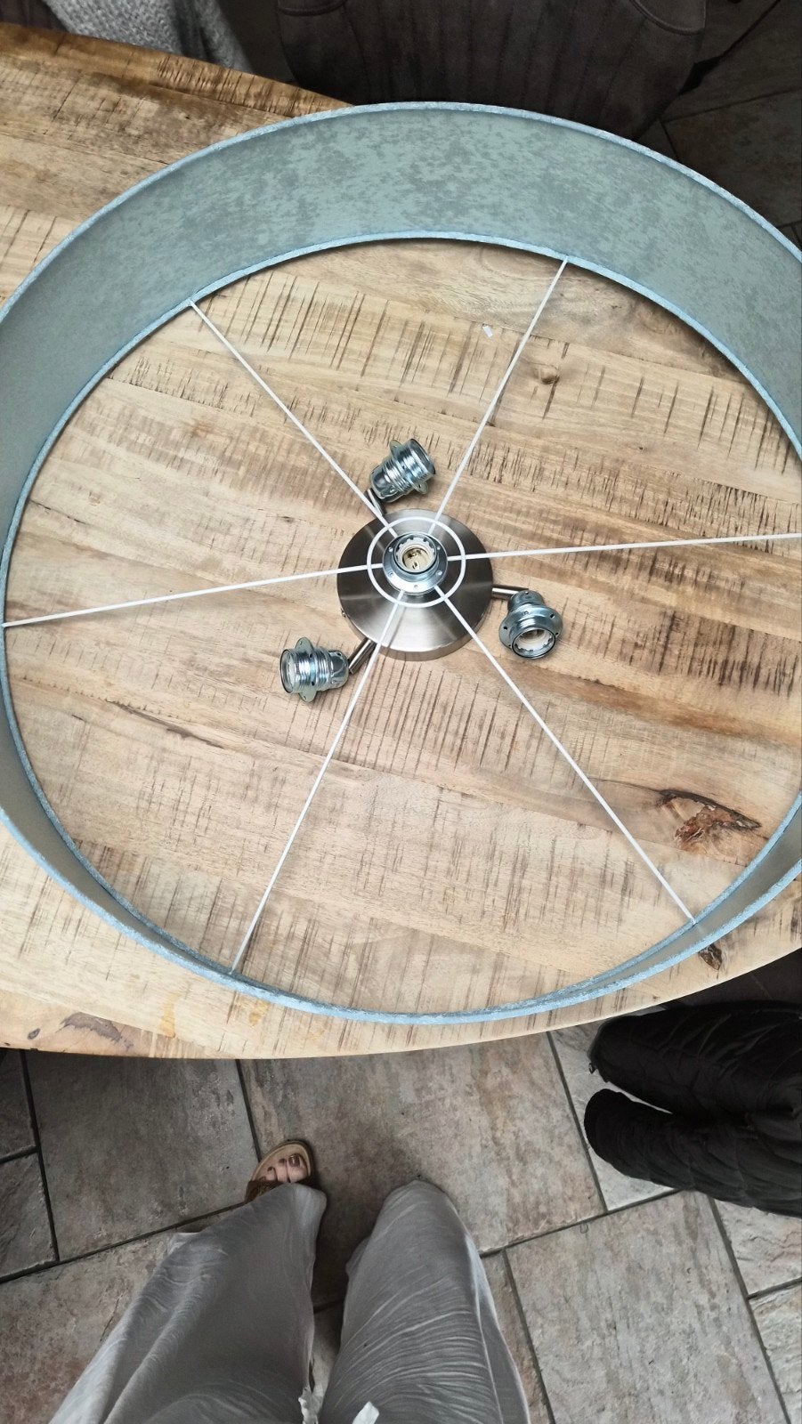 Foto 5 van Luxe set lampen – grote plafondlamp Ø80 cm + 2 hanglampen