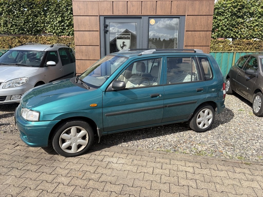 Mazda Demio 1.3 GLX (bj 1999), foto 3