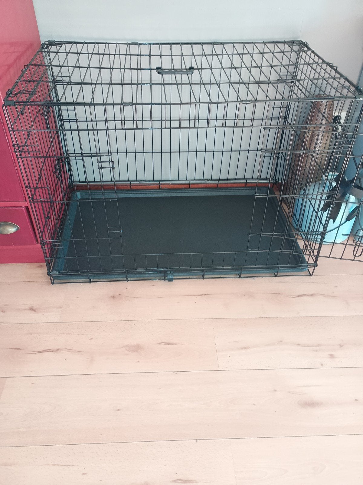 Honden bench, Ophalen, Zo goed als nieuw