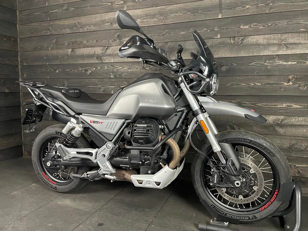 Moto Guzzi V85 TT GRIGIO ATACAMA (bj 2019), Motoren, Motoren | Moto Guzzi, 853 cc, Bedrijf, Meer dan 35 kW, Toermotor