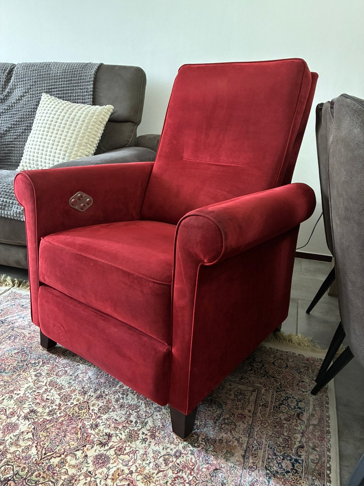 Te koop Elektrische Relaxstoel, netjes, soude ,, Huis en Inrichting, Fauteuils, Ophalen, Zo goed als nieuw, Minder dan 75 cm, 50 tot 75 cm
