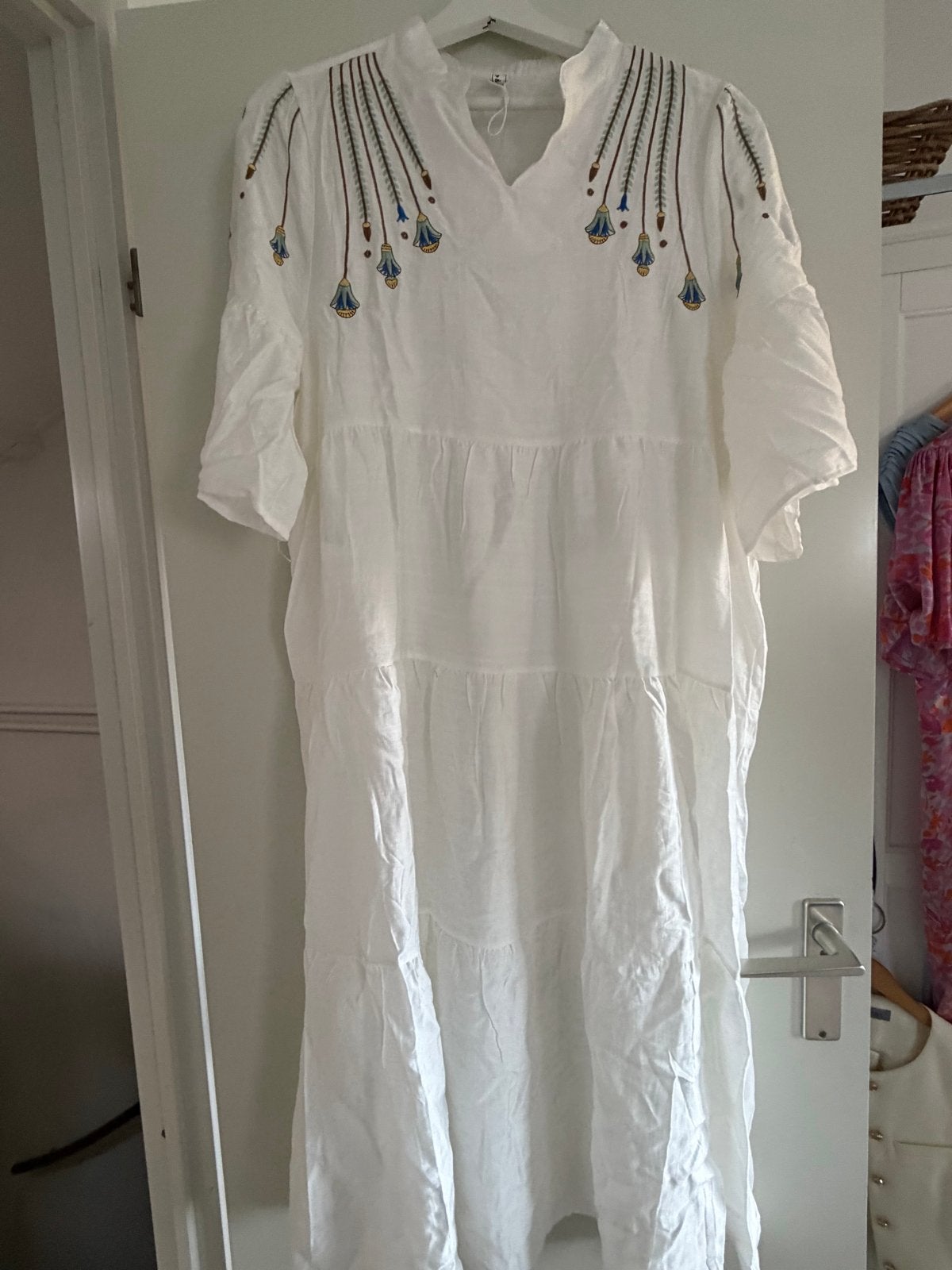 Nieuwe Kaftan/Jurk met borduursel, Maat 38/40 (M), Wit, Nieuw, Ophalen of Verzenden