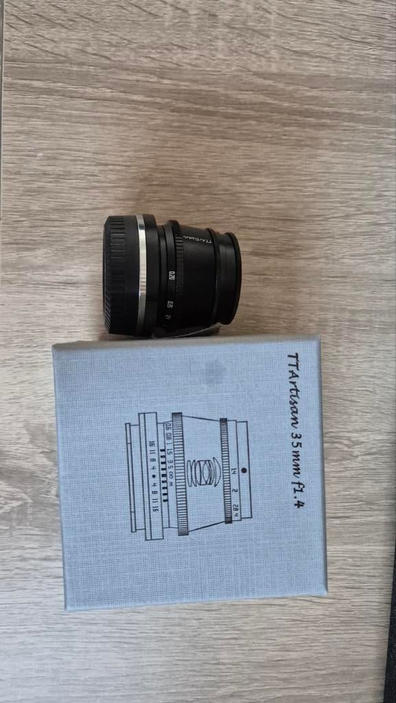 TT Artisan APS-C 35mm F1.4 lens, Ophalen of Verzenden, Zo goed als nieuw, Standaardlens