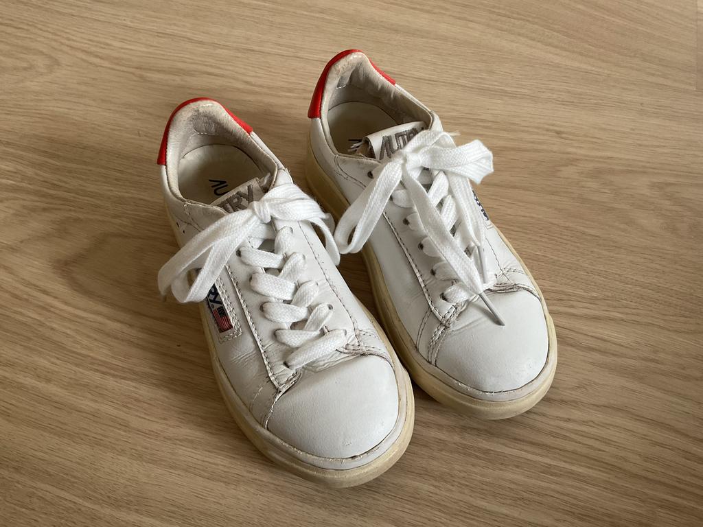 Sportschoenen van Autry maat 30, Schoentjes, Jongetje of Meisje, Ophalen of Verzenden, Zo goed als nieuw
