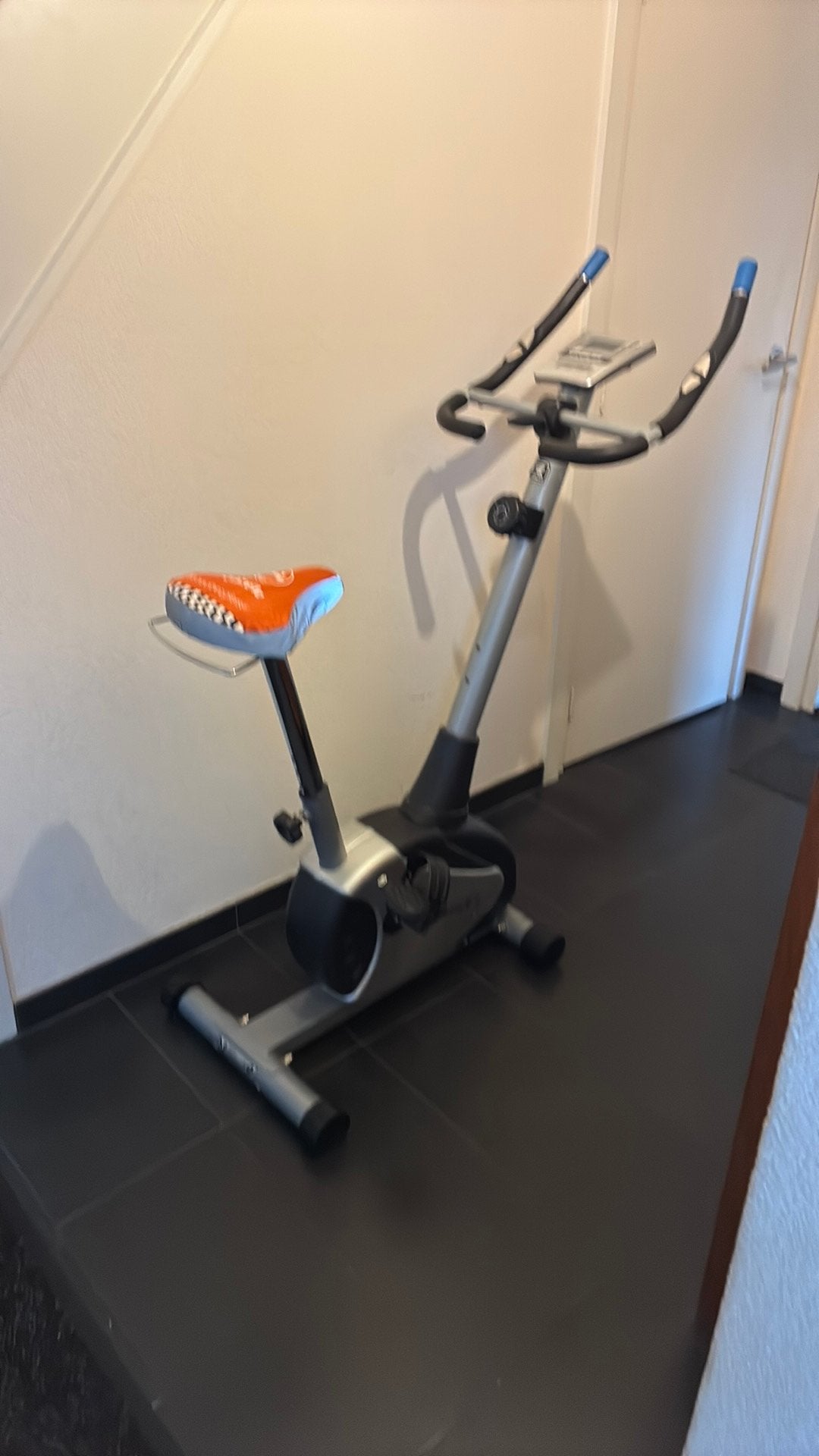 Hometrainer Rambler Fitness, Sport en Fitness, Fitnessapparatuur, Ophalen, Gebruikt, Metaal, Benen