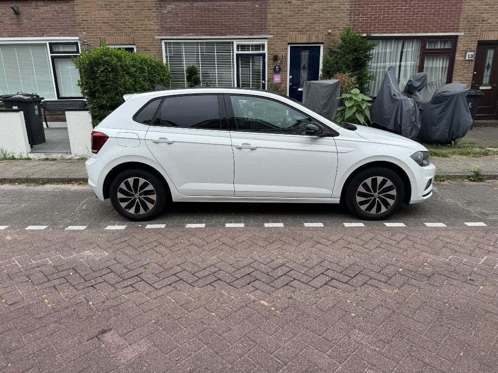 Volkswagen Polo 1.0 TSI 70KW 2018 Wit, Voorwielaandrijving, Stof, 40 €/maand, Origineel Nederlands
