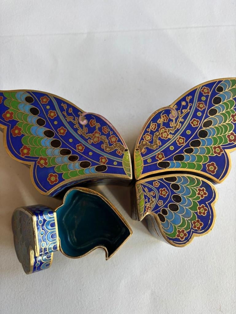 Chinese Cloisonné Vlinderschotel / Doos – Vierdelig, Ophalen of Verzenden