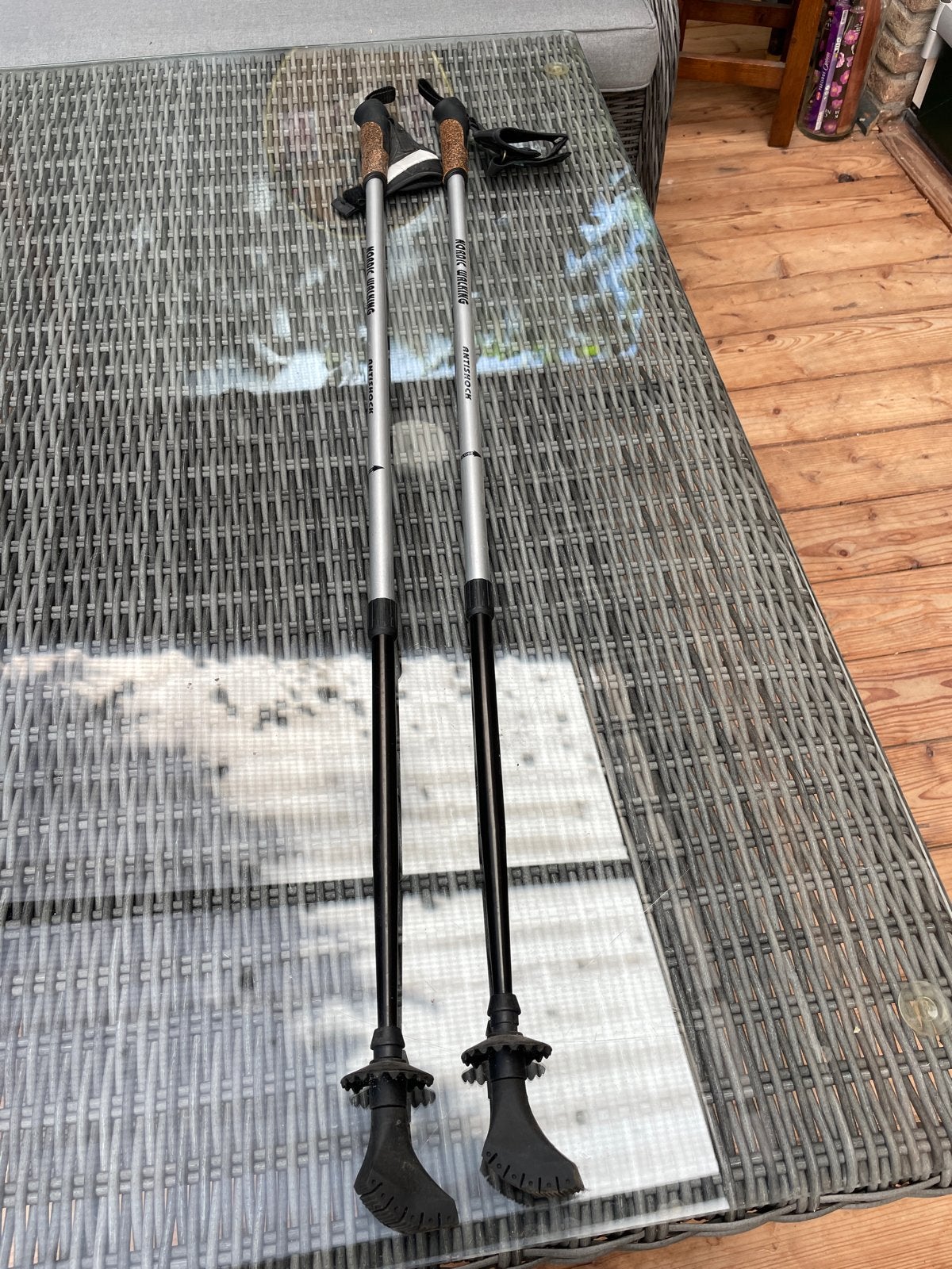 Nordic Walking Antishock Wandelstokken, Sport en Fitness, Ophalen of Verzenden, Gebruikt, Wandelstok