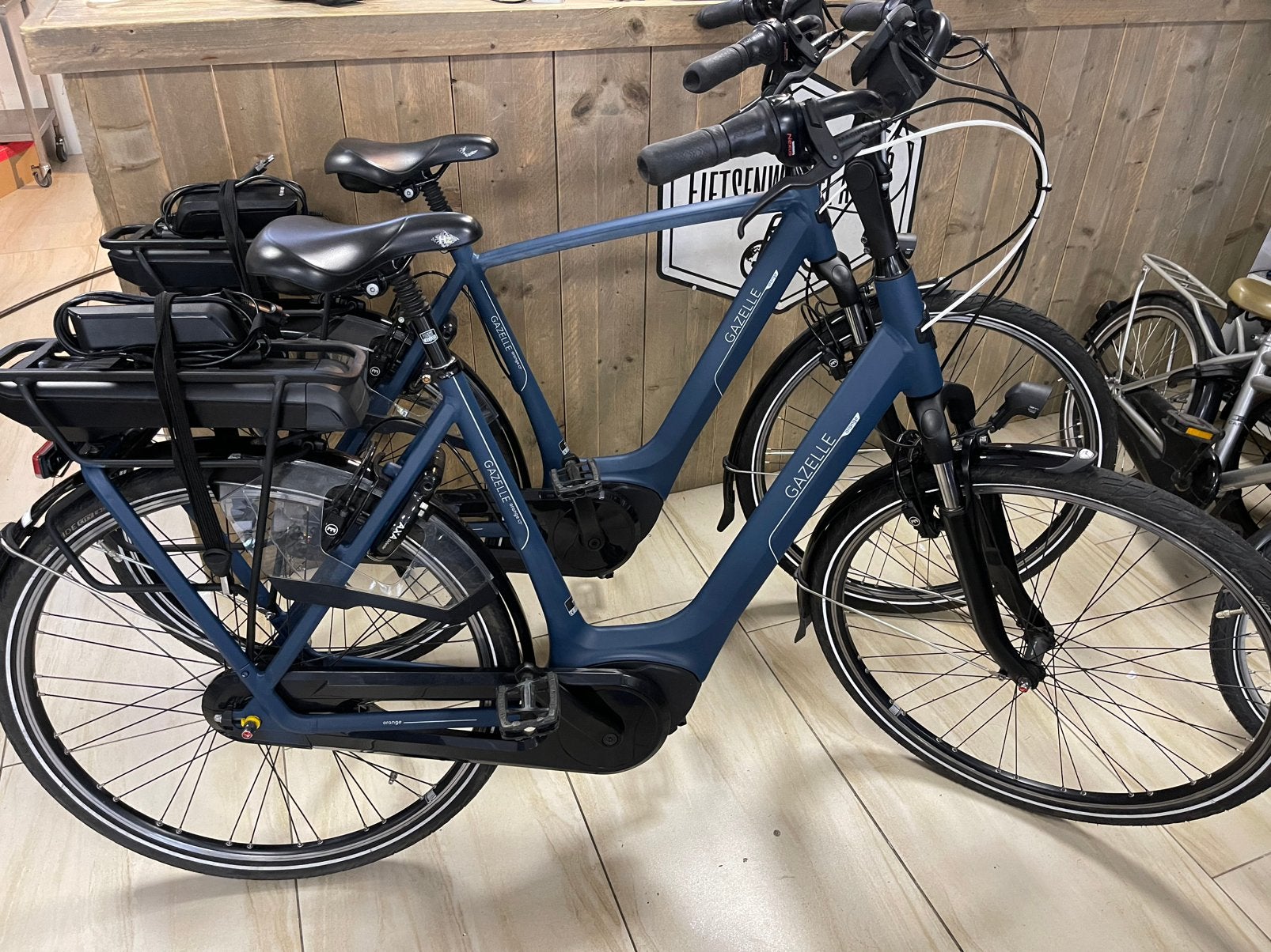 Set 2 gazelle’s orange C7+ bosch middenmotor, 55 tot 59 cm, Ophalen of Verzenden, Zo goed als nieuw, Gazelle