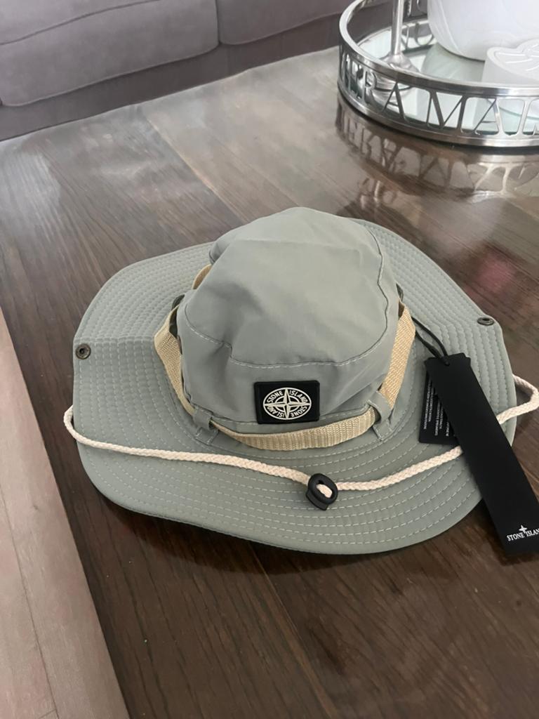 Stone island heren hoed nieuw, Ophalen of Verzenden, Zo goed als nieuw