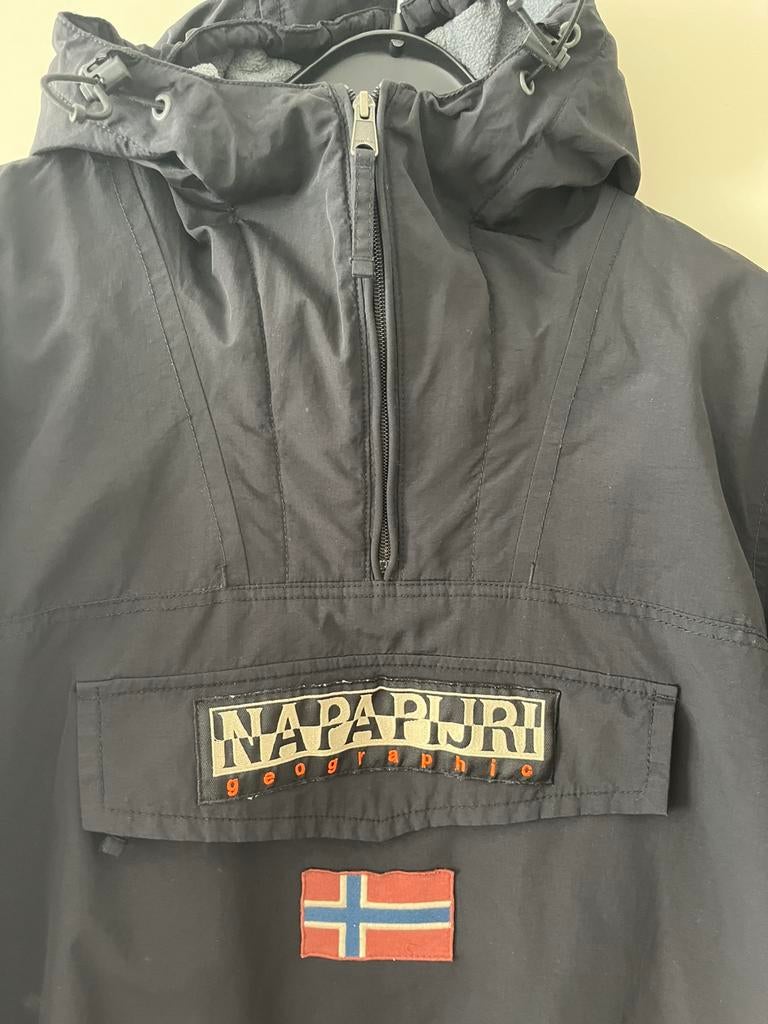 Napapijri anorak winter maat L in uitstekende staat, Ophalen of Verzenden, Zo goed als nieuw, Maat 52/54 (L), Zwart