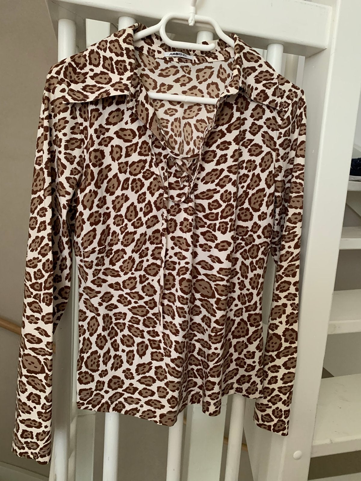 Leopard print blouse van Ambiente, Kleding | Dames, Ophalen of Verzenden, Gedragen, Maat 38/40 (M), Bruin