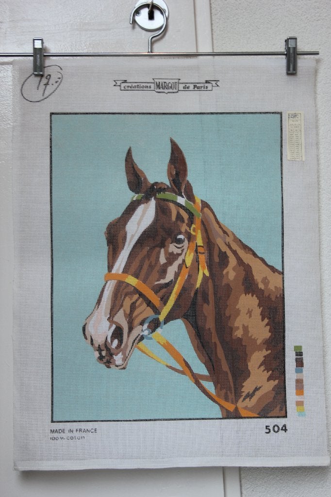 Voorbedrukt stramien Margot 504 paardenhoofd geel halster, Hobby en Vrije tijd, Borduren en Borduurmachines, Ophalen of Verzenden